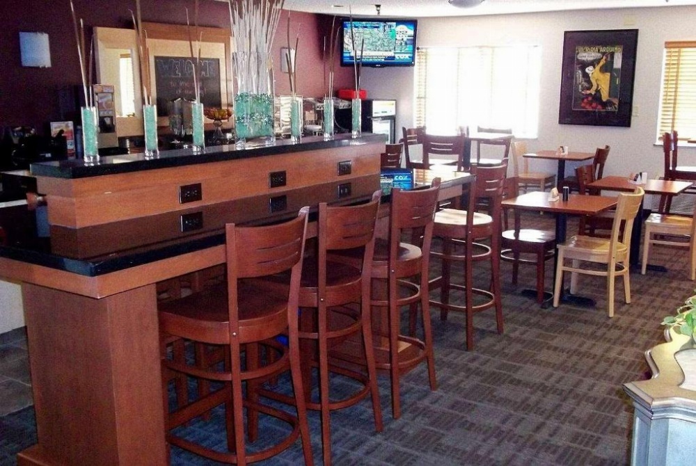 Smoky Hill Inn and Suites Image 27